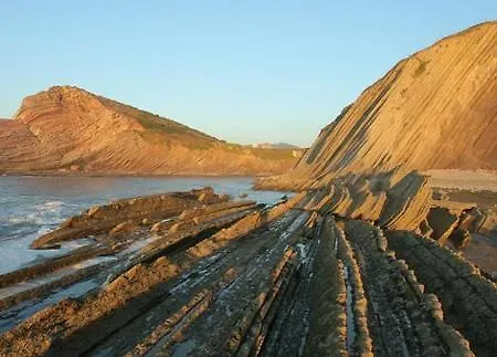 Espacio Amplio Y Luminoso Zumaia