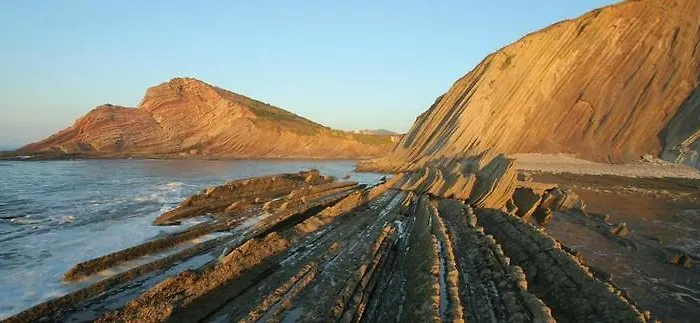 Espacio Amplio Y Luminoso Zumaia